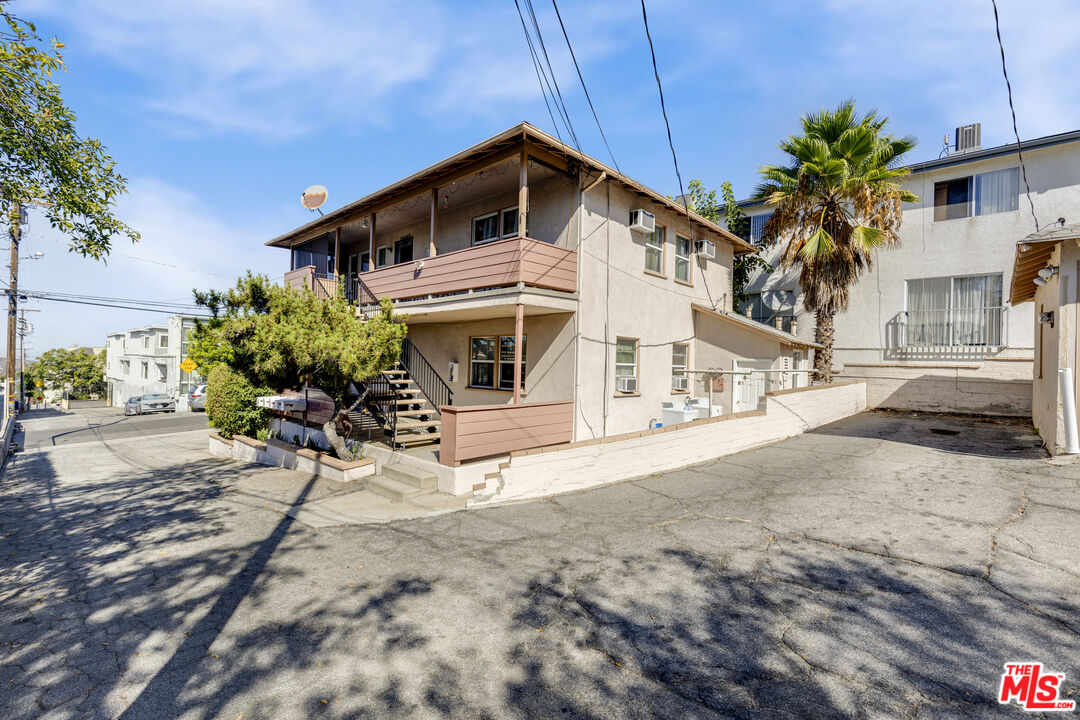 Property photo 24