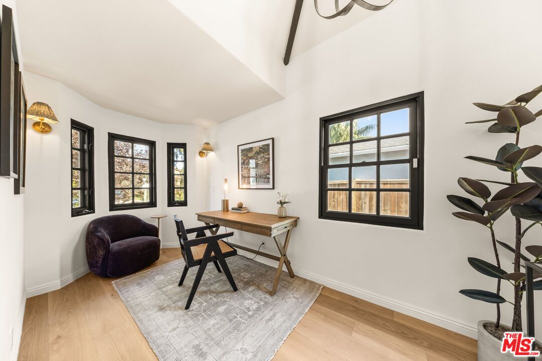 Property photo 24