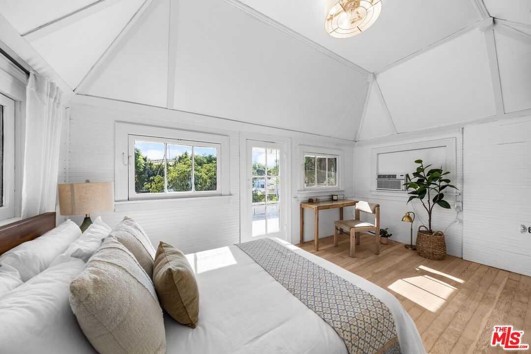 Property photo 37