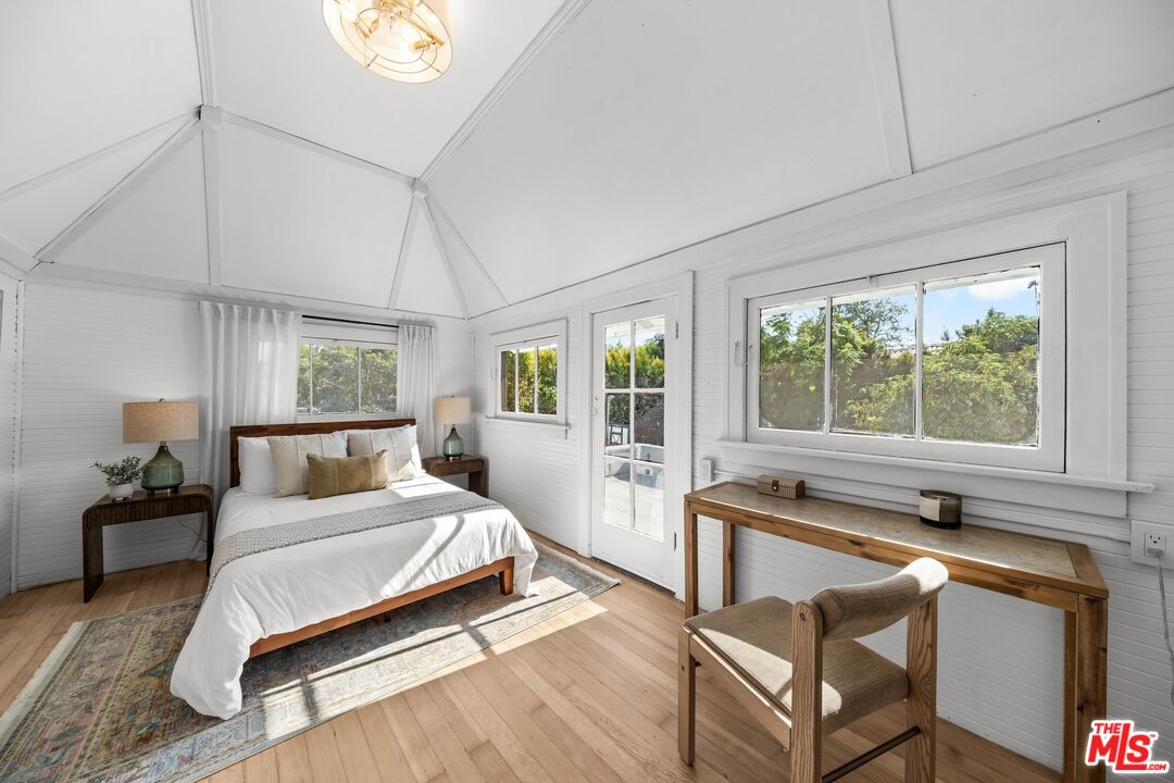 Property photo 38