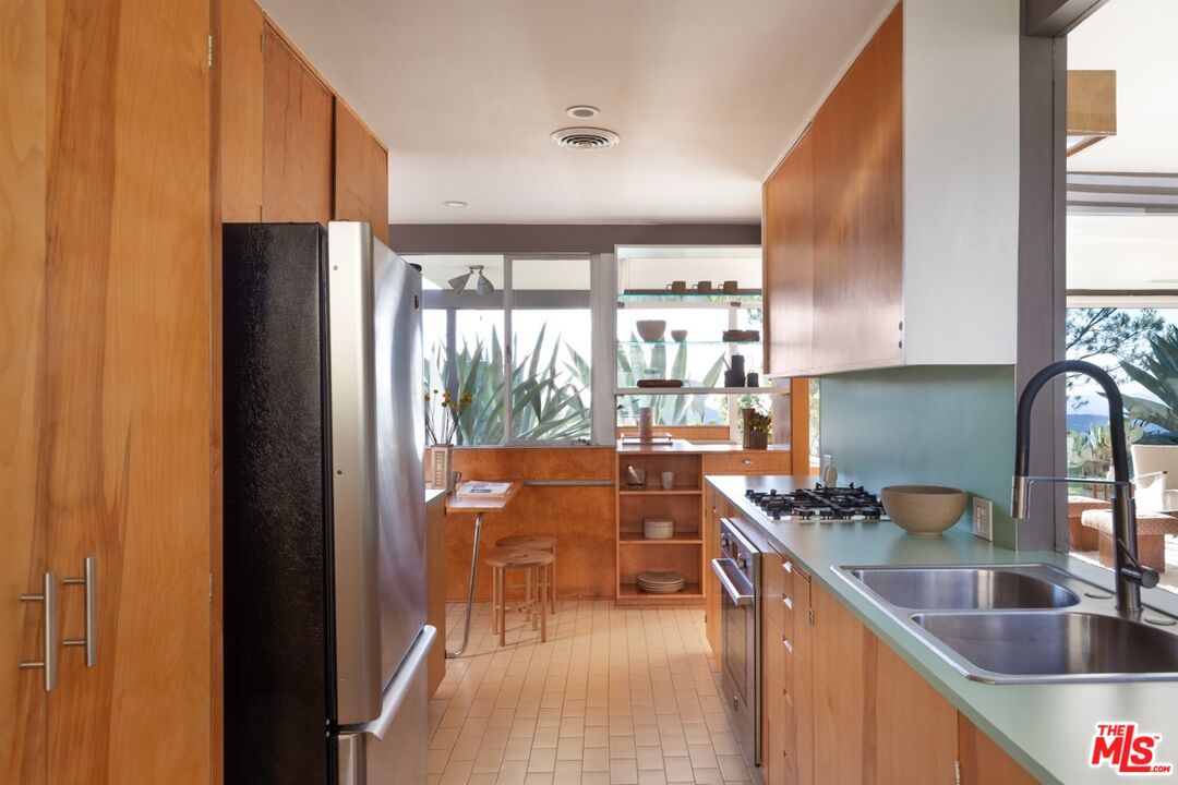 Property photo 38