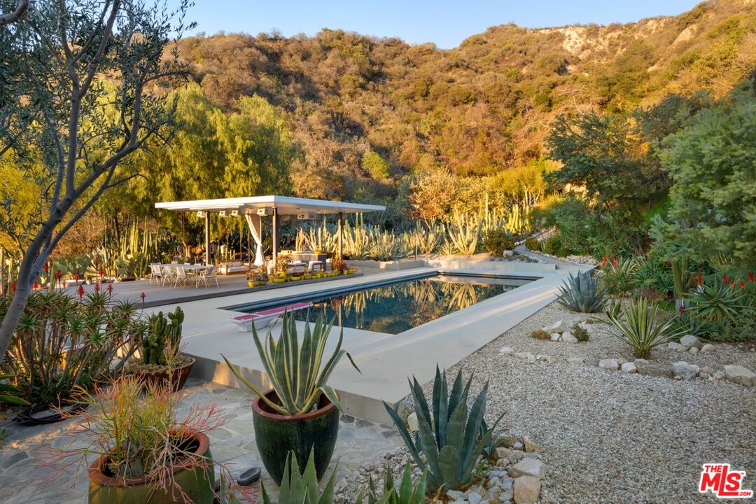Property photo 48