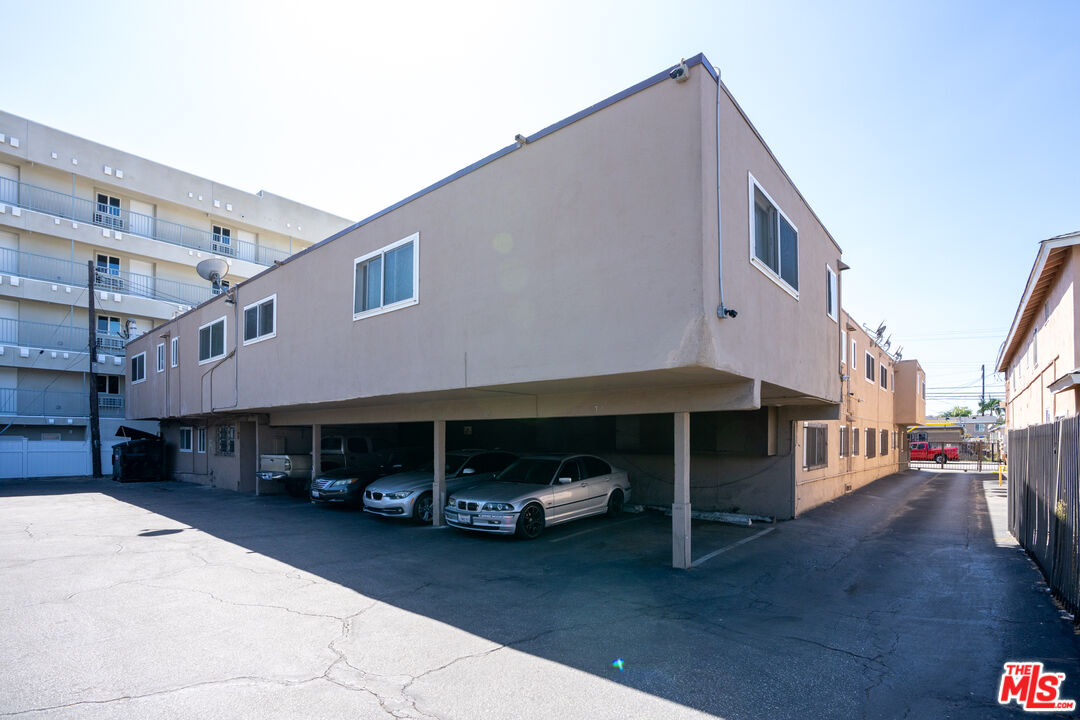 Property photo 38