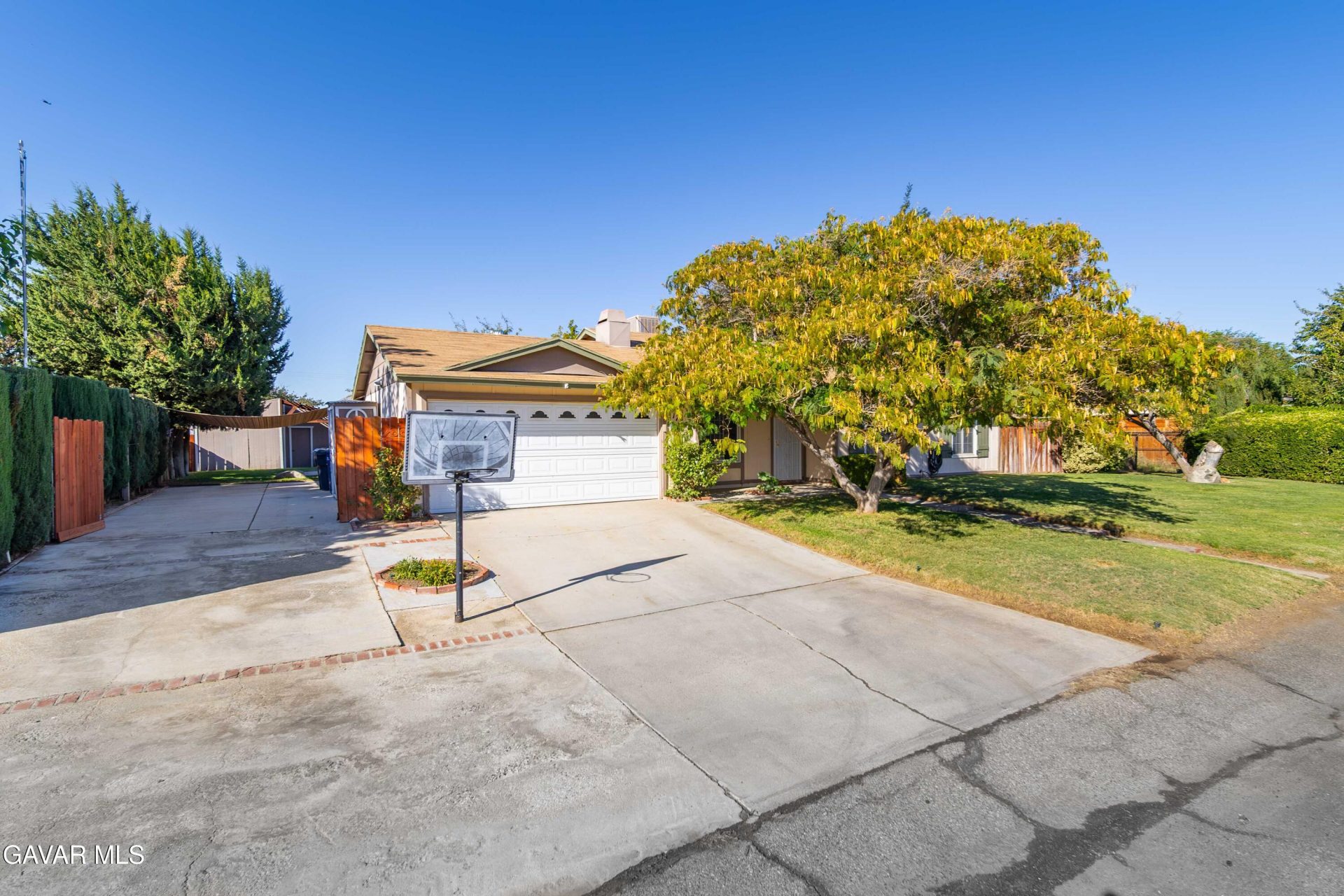 Property photo 37