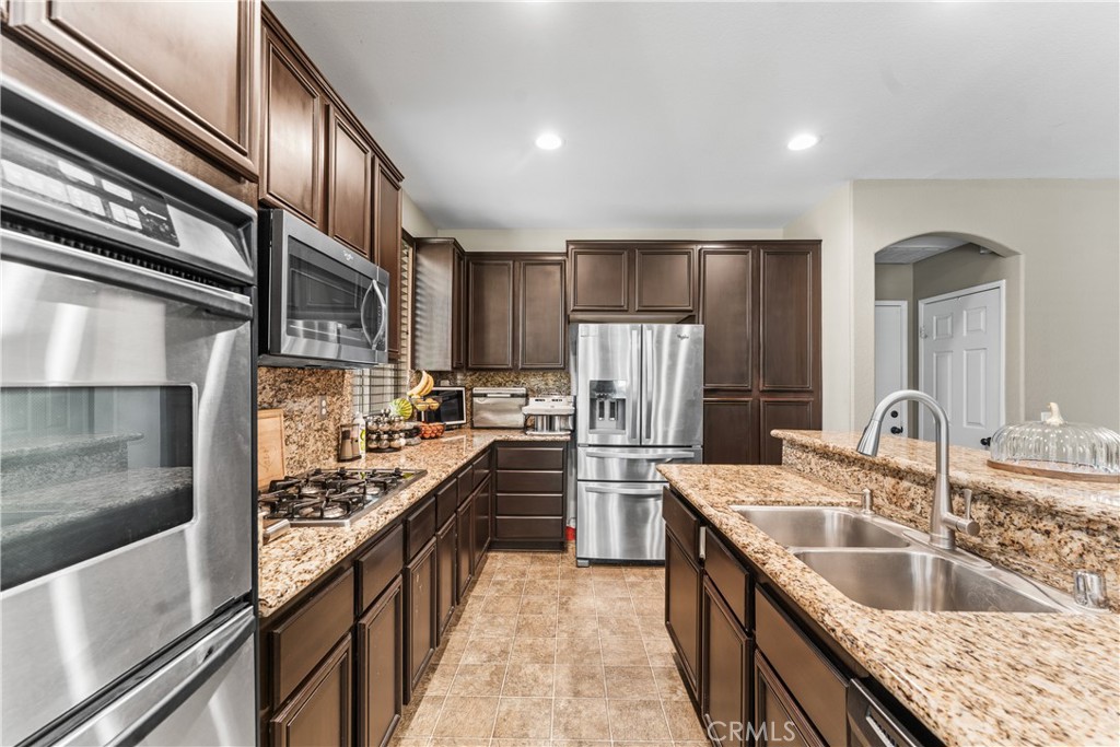 Property photo 35