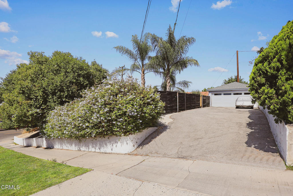 Property photo 44