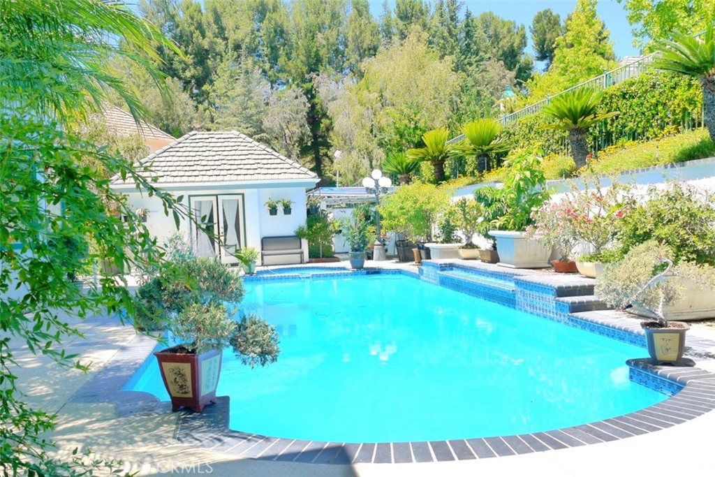 Property photo 37