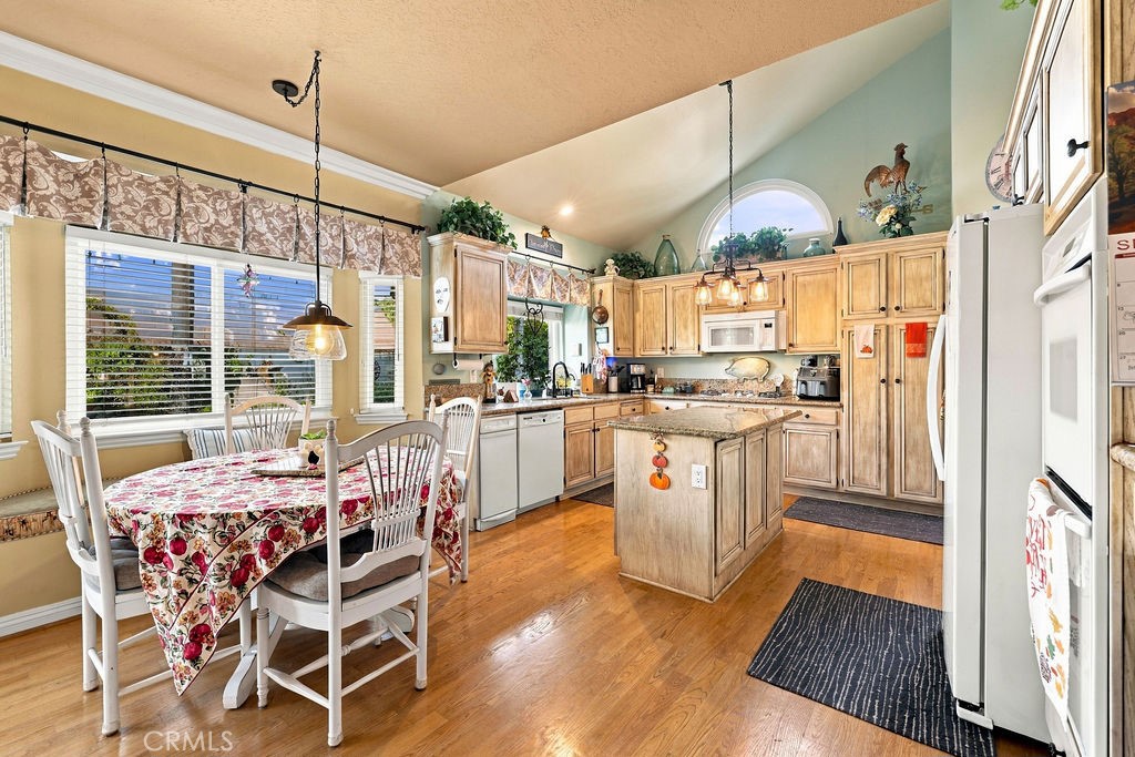 Property photo 31