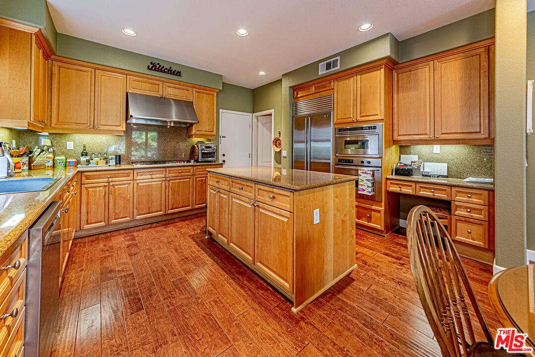 Property photo 23