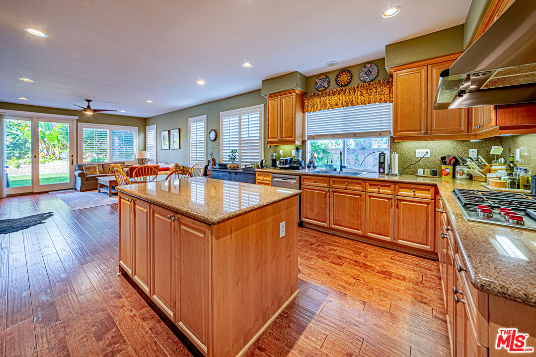 Property photo 30