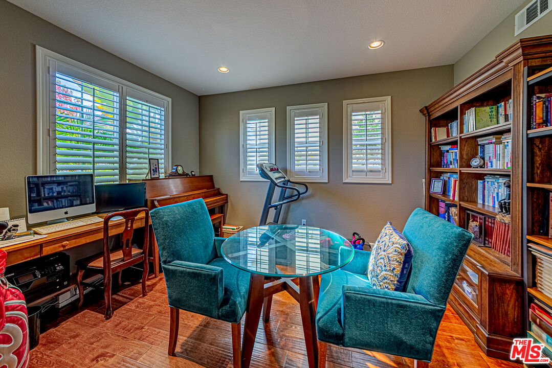 Property photo 43