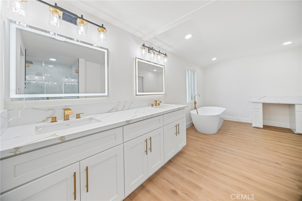 Property photo 50
