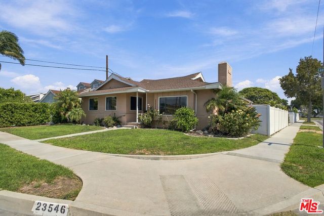Property photo 38