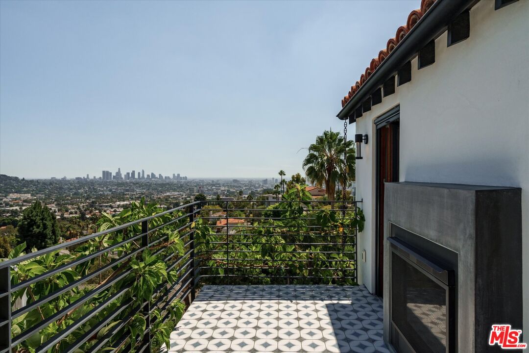 Property photo 28