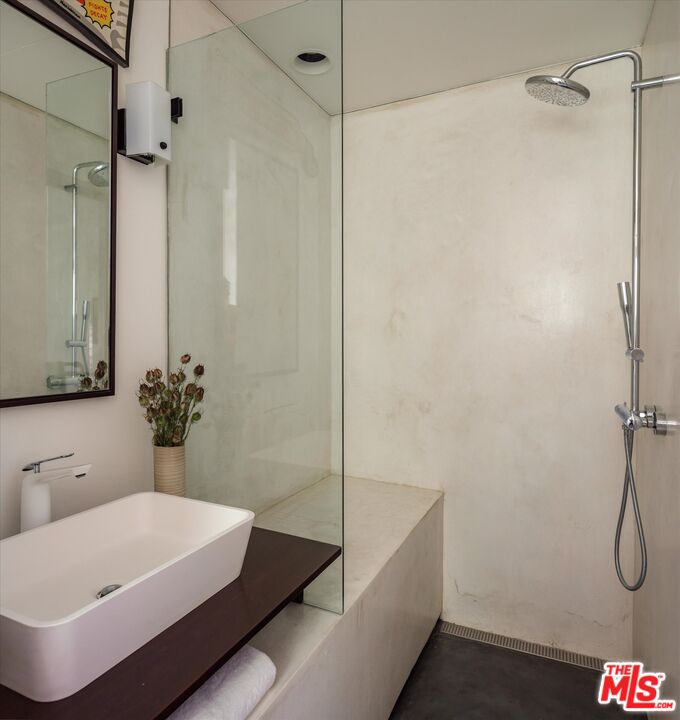 Property photo 40