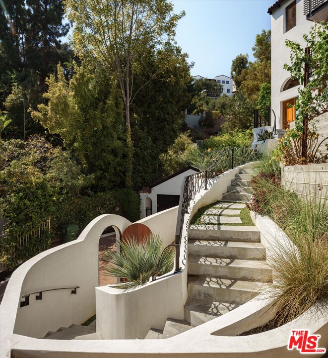 Property photo 42