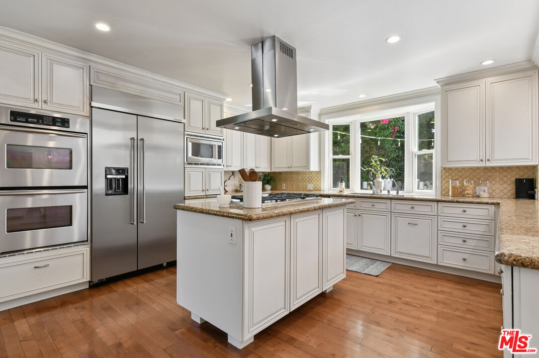 Property photo 33