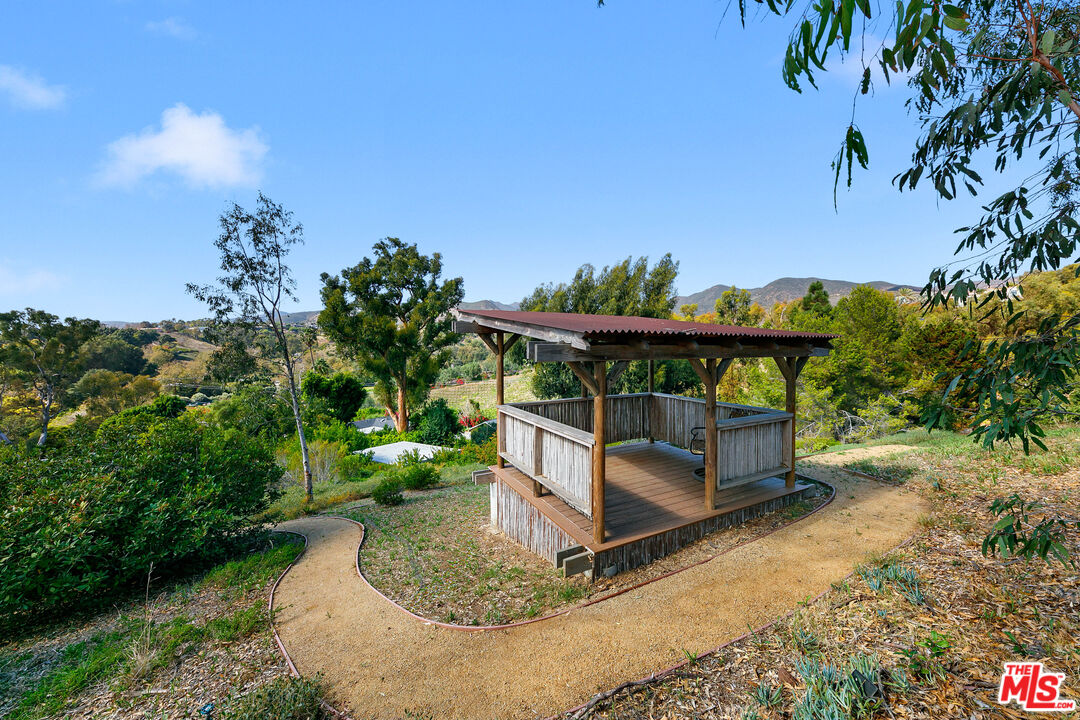 Property photo 38