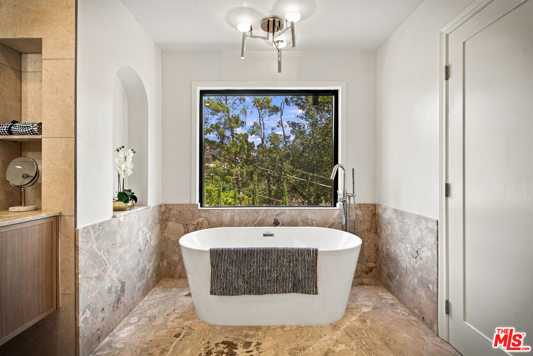Property photo 45