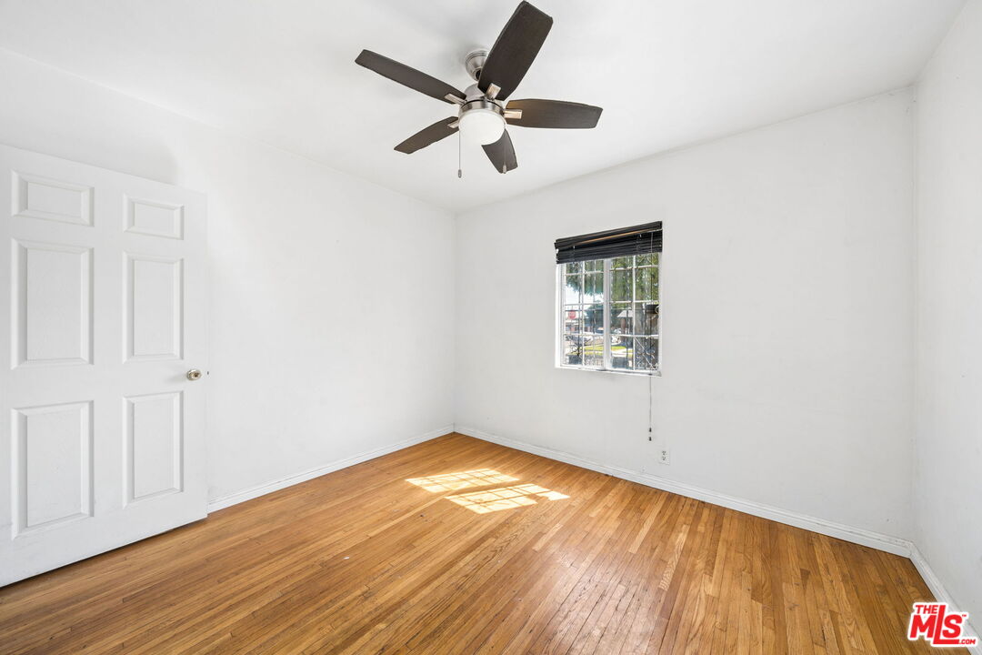 Property photo 28