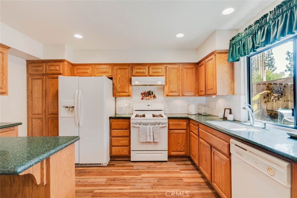 Property photo 35