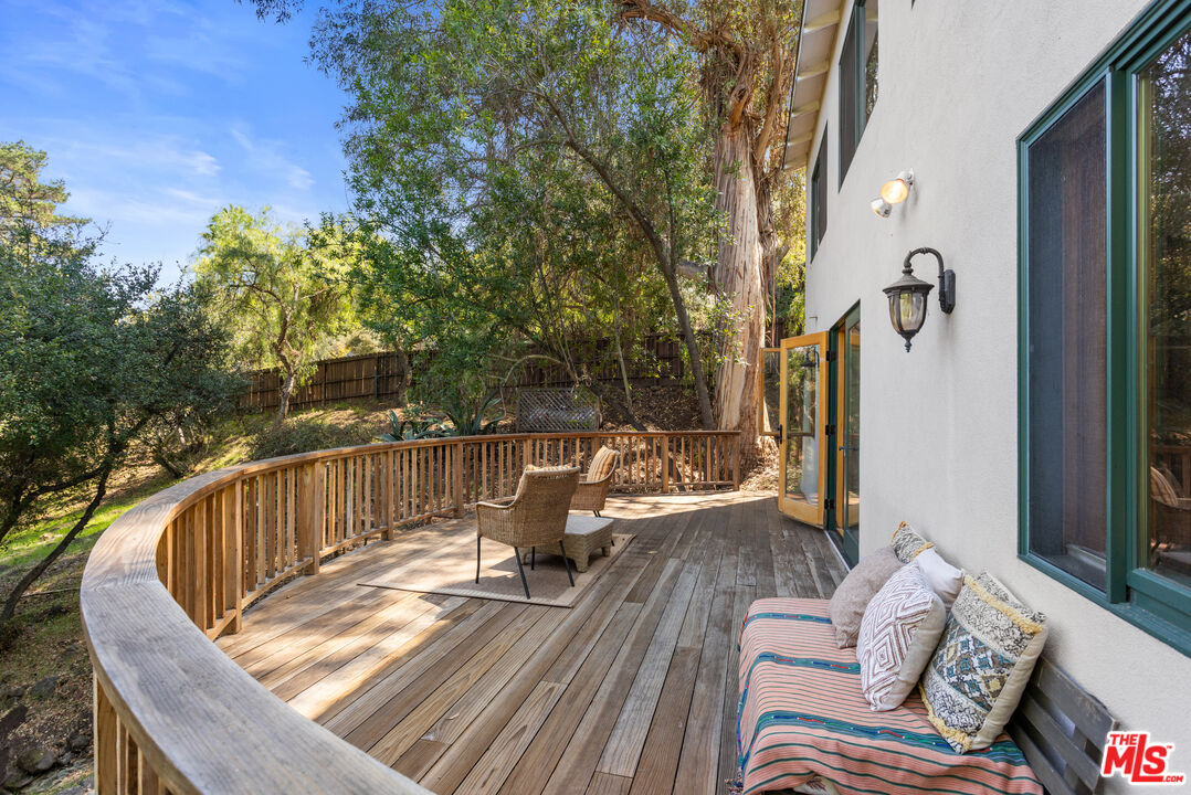 Property photo 38