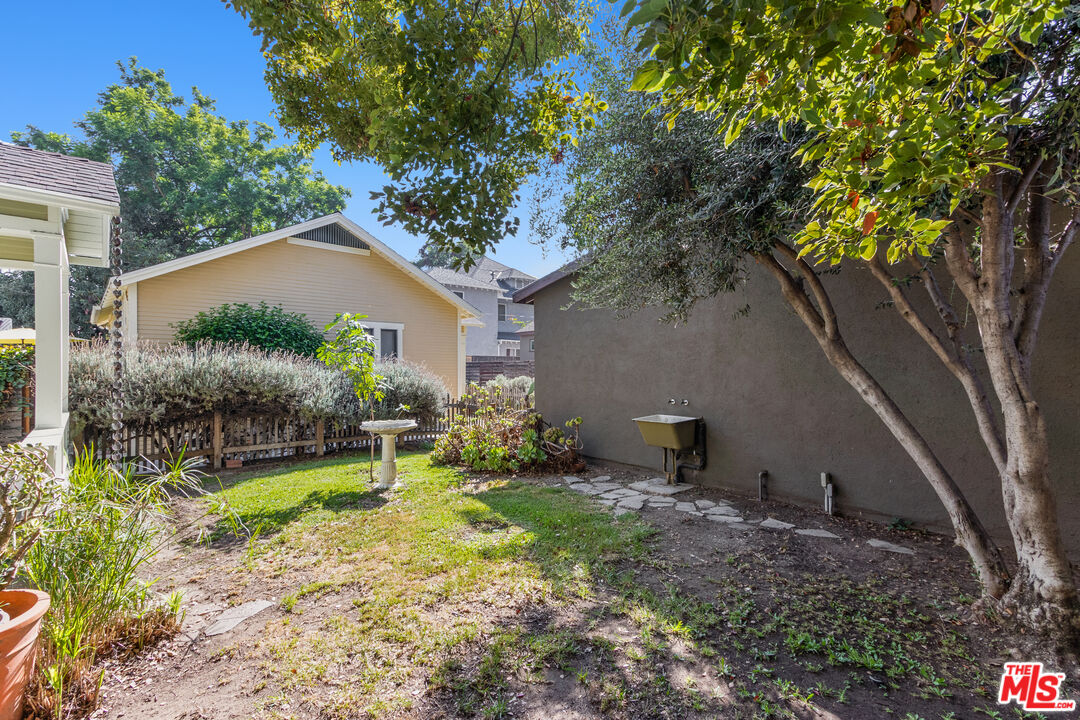 Property photo 31
