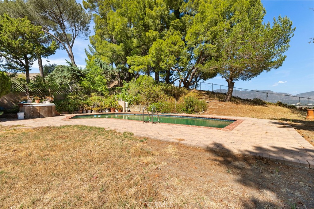 Property photo 25