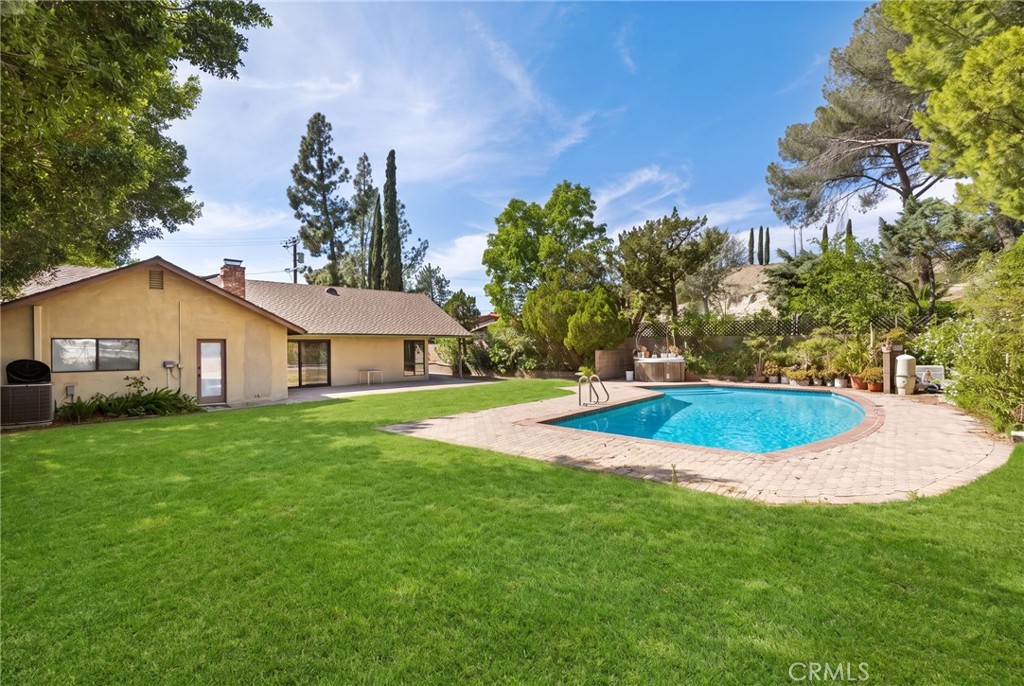 Property photo 28