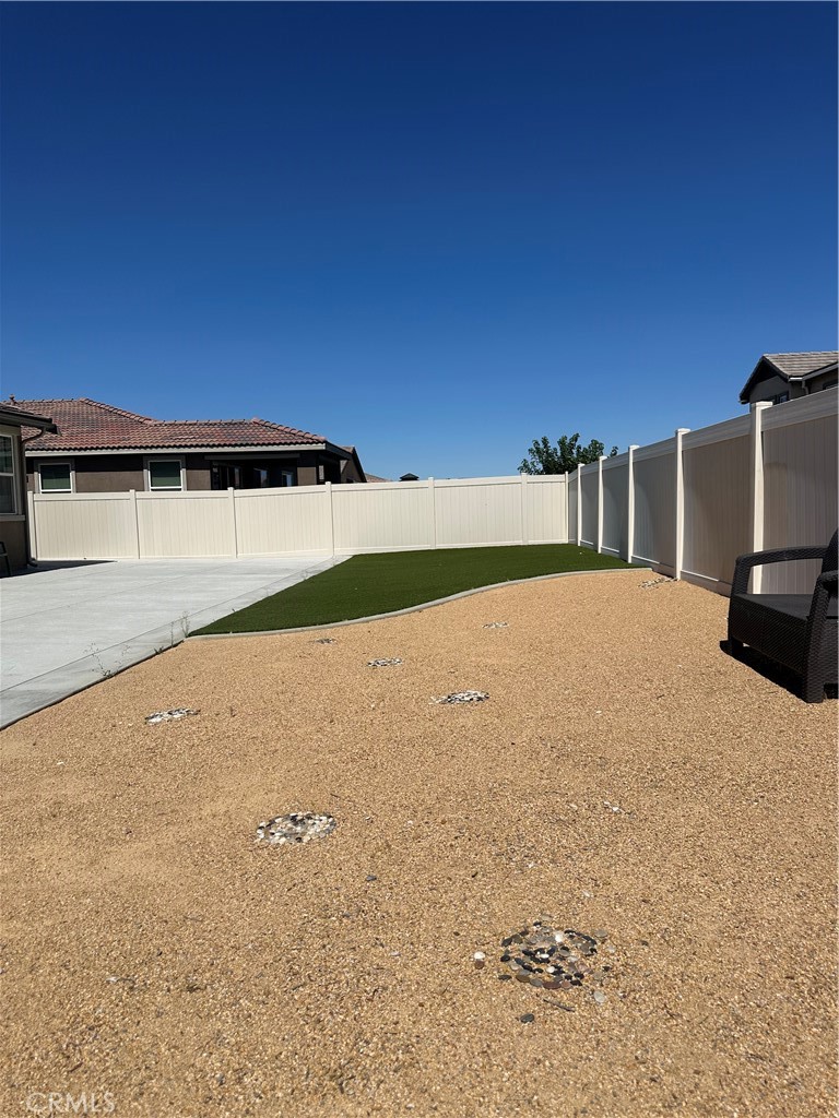 Property photo 24