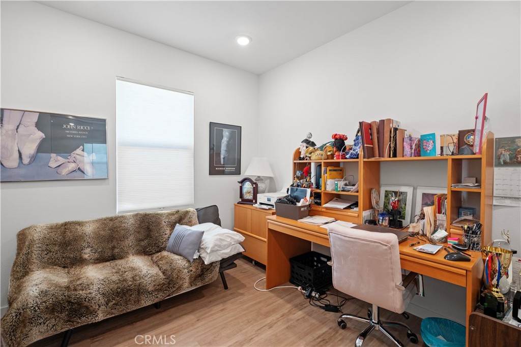Property photo 28