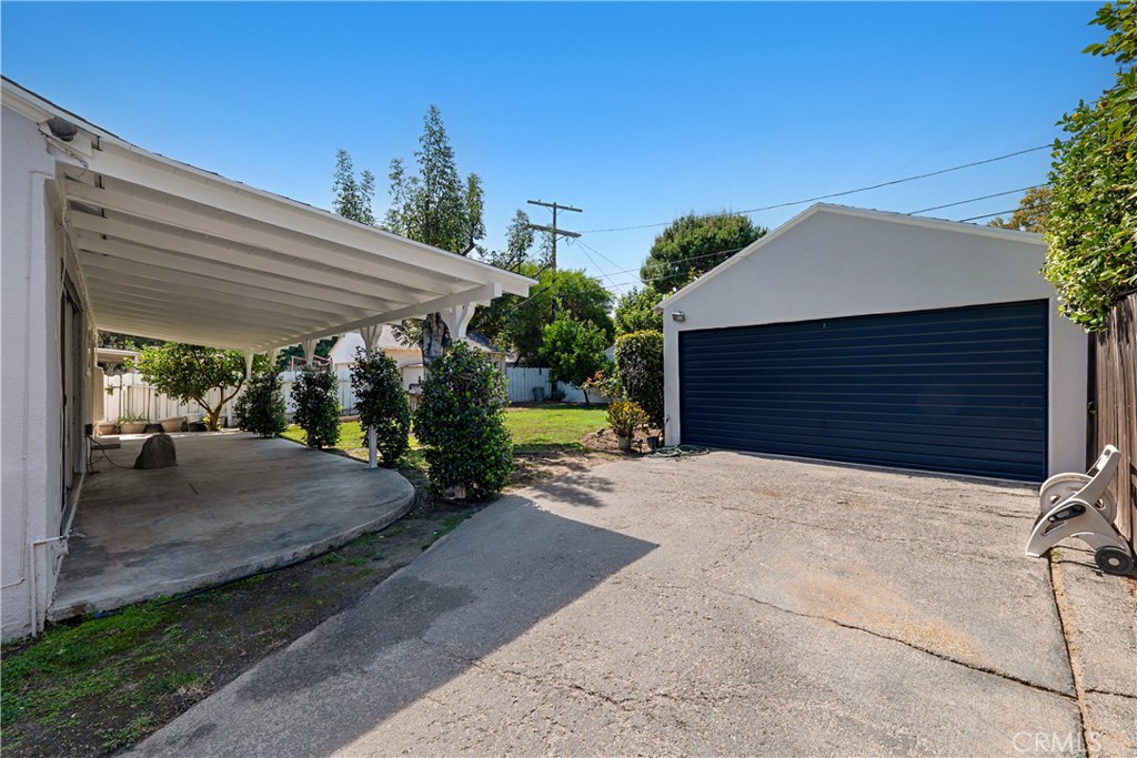 Property photo 36