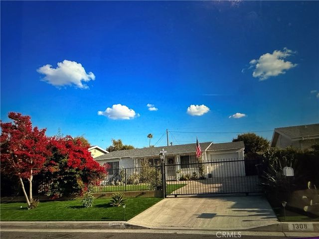 Property photo 43