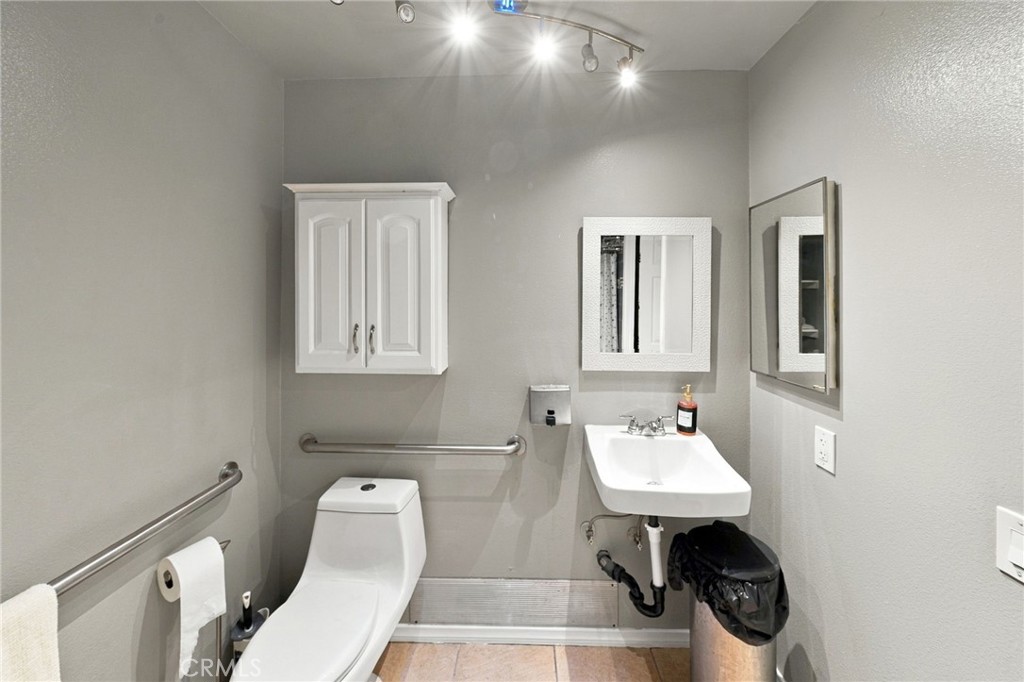Property photo 47