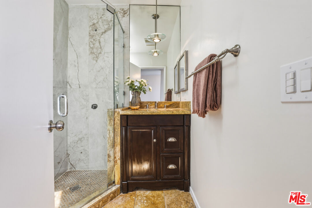Property photo 50