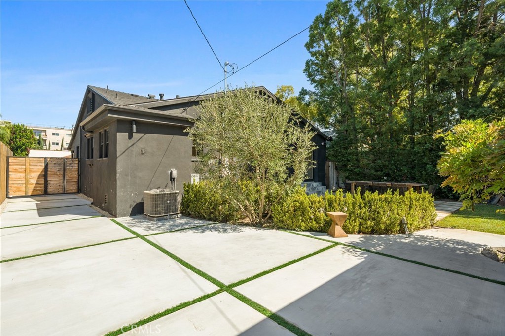 Property photo 46