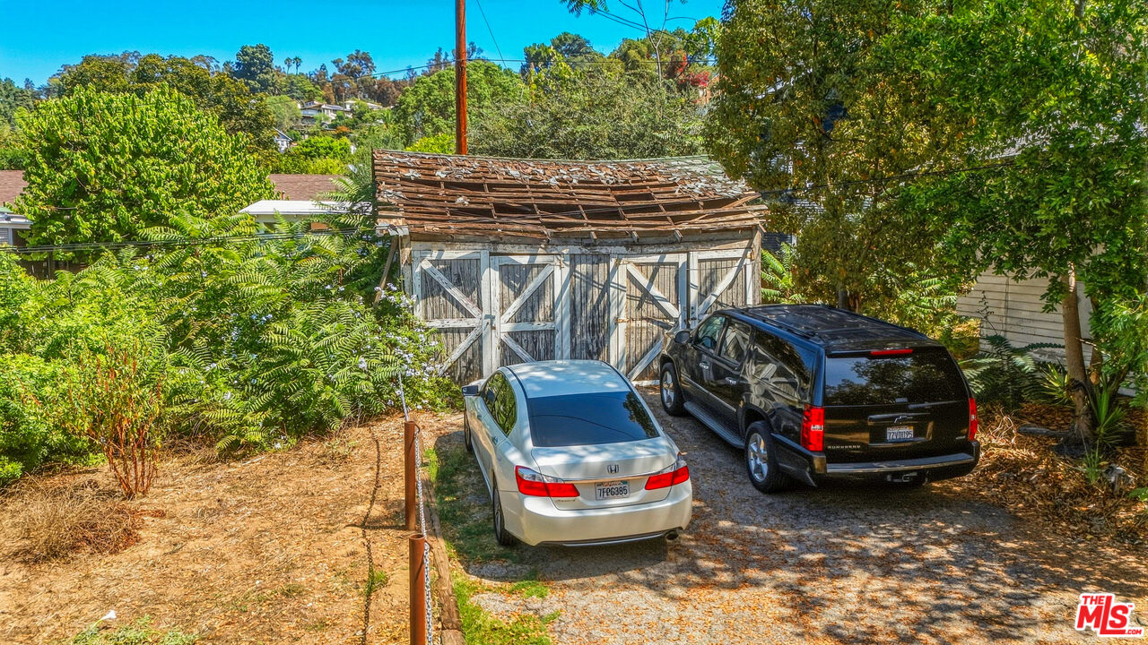 Property photo 37