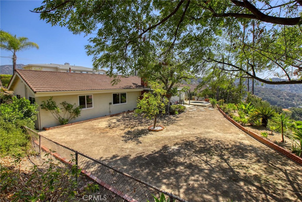 Property photo 25