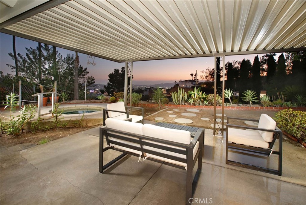 Property photo 32