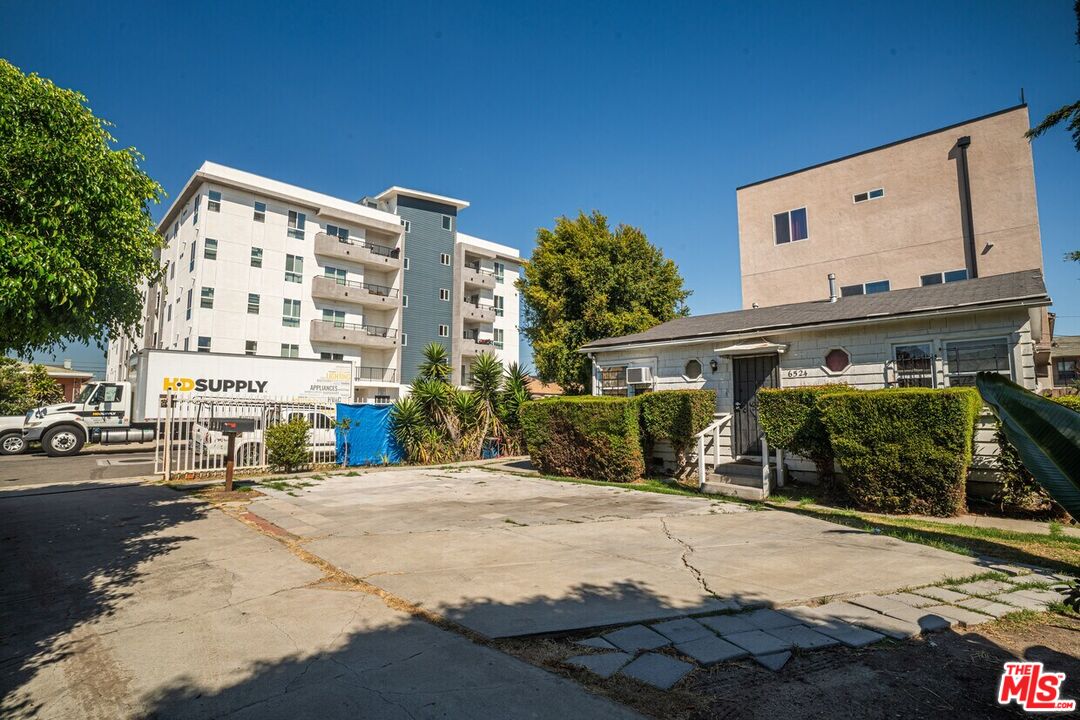 Property photo 11