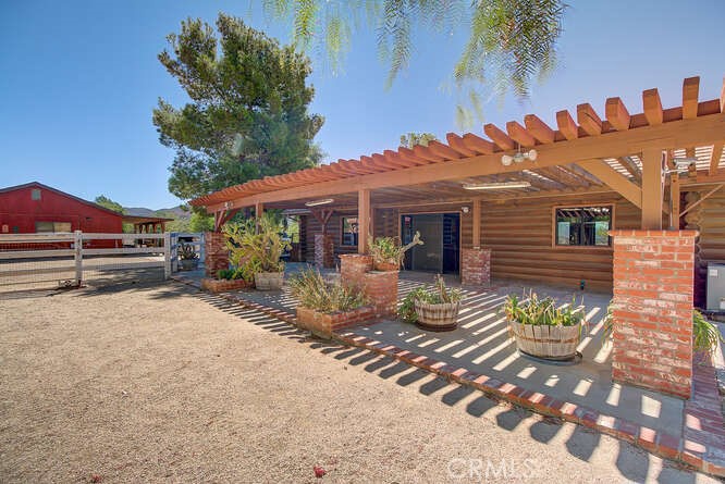 Property photo 38