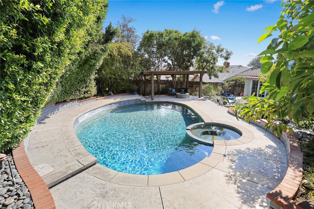 Property photo 35
