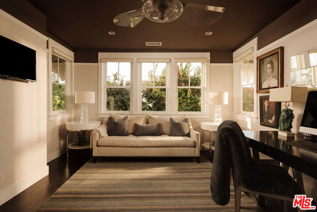Property photo 37