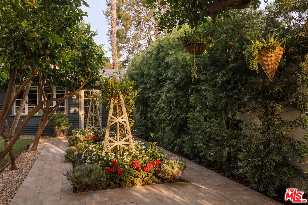Property photo 44