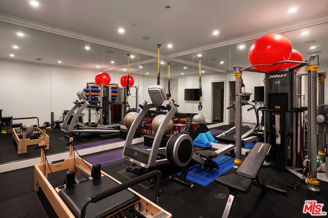 Property photo 30