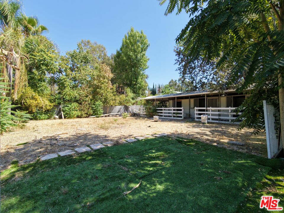 Property photo 28