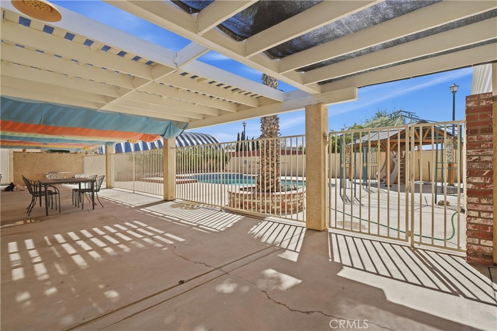 Property photo 37