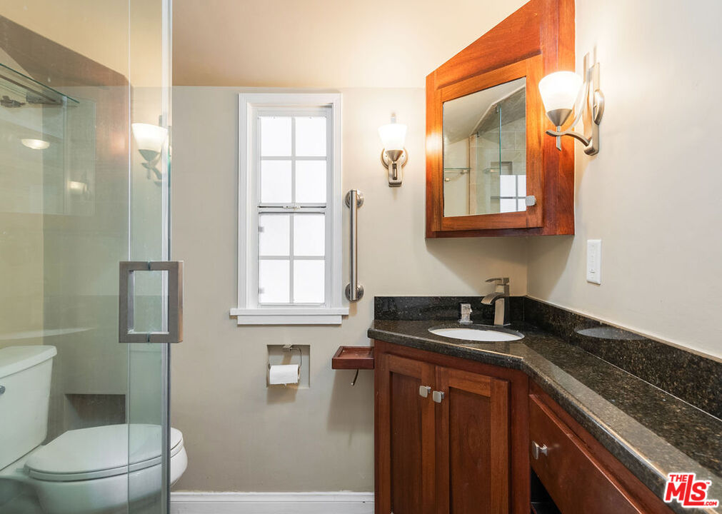 Property photo 33