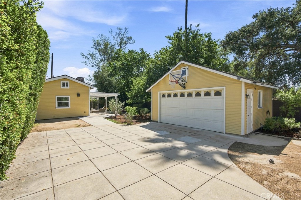Property photo 22