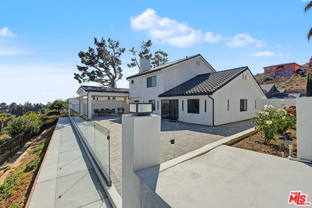 Property photo 32